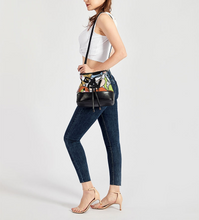 Load image into Gallery viewer, ABSTRACT SV PUFF BAG